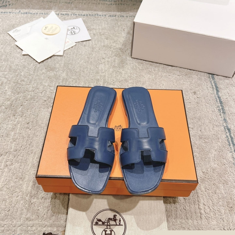 H**mes slippers
